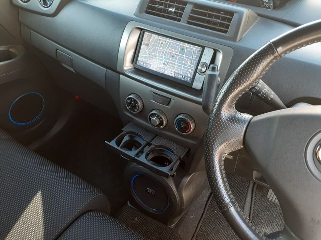 Toyota BB 2011-09 186693-20