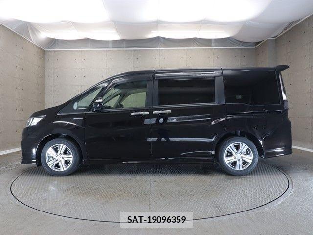 Honda e 2019-04 331944-25