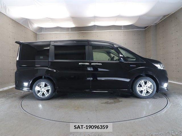 Honda e 2019-04 331944-22