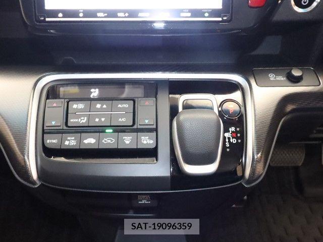 Honda e 2019-04 331944-12