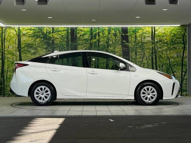 Toyota PRIUS 2019-11 180520-17