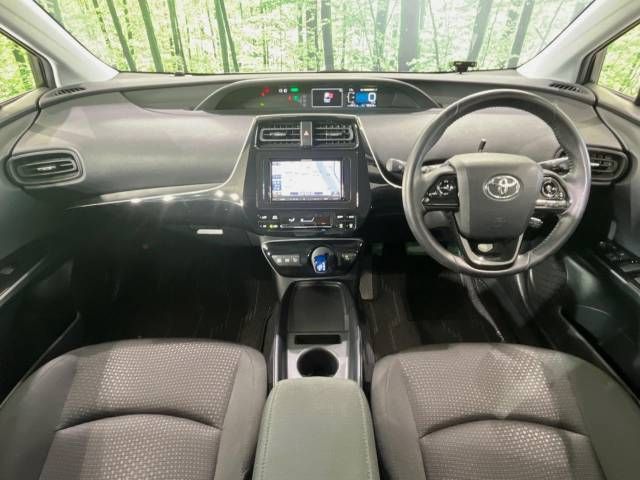 Toyota PRIUS 2019-11 180520-1