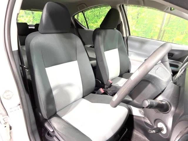 Toyota AQUA 2012-09 10498-7