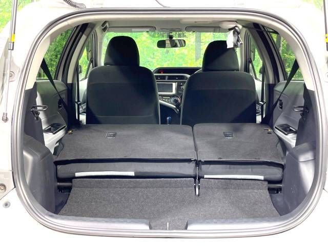 Toyota AQUA 2012-09 10498-9