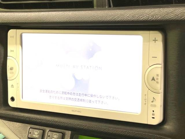 Toyota AQUA 2012-09 10498-2