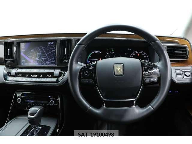 Toyota CENTURY 2019-04 222558-7