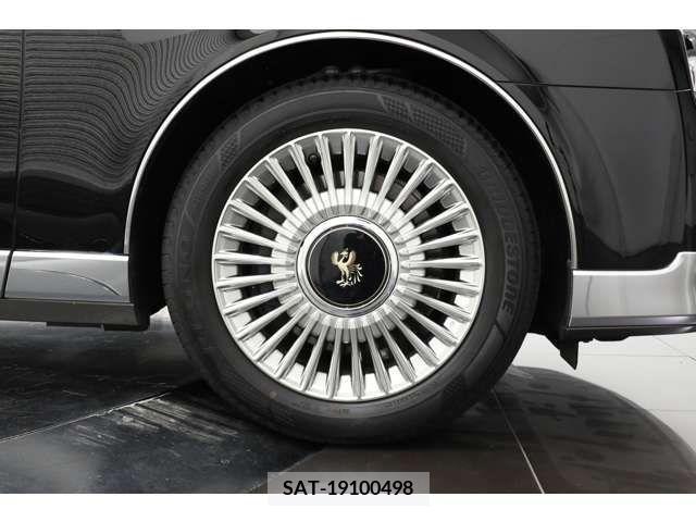 Toyota CENTURY 2019-04 222558-2