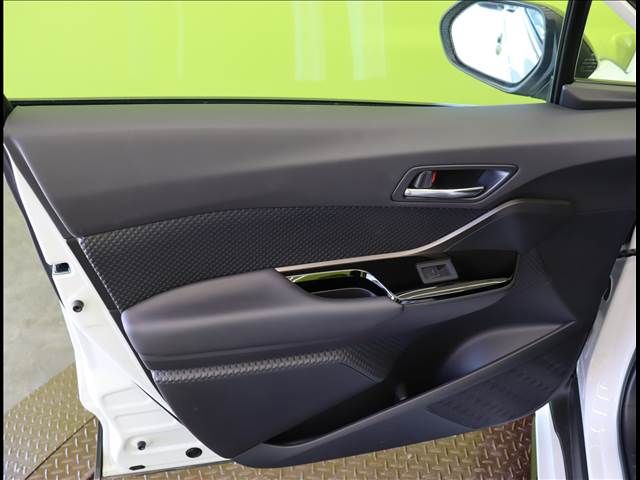 Toyota C-HR 2023-02 181024-29
