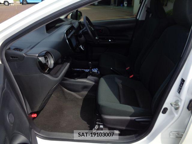 Toyota AQUA 2019-06 314095-6