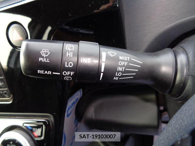 Toyota AQUA 2019-06 314095-18