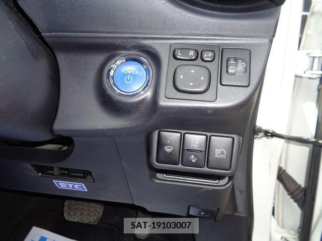 Toyota AQUA 2019-06 314095-14