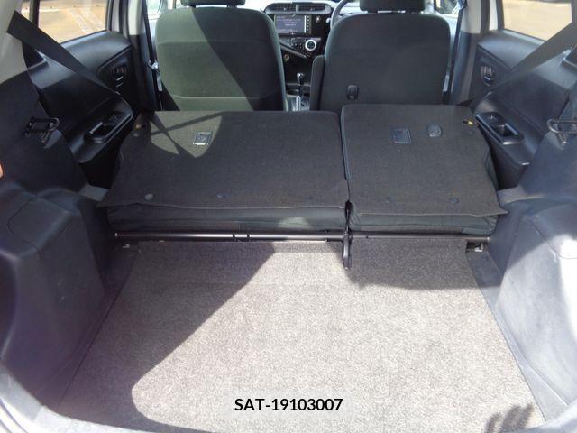 Toyota AQUA 2019-06 314095-13