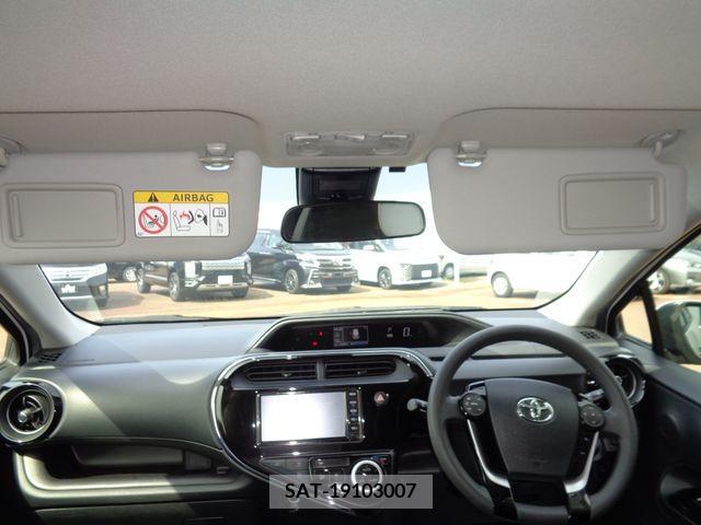 Toyota AQUA 2019-06 314095-10