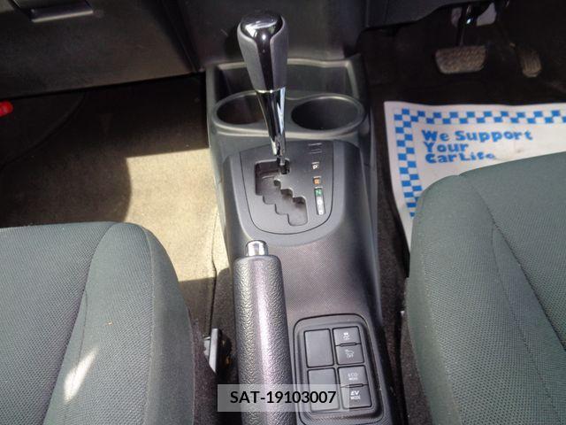 Toyota AQUA 2019-06 314095-11