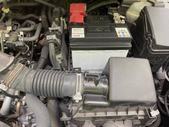 Toyota YARIS 2020-03 187621-18