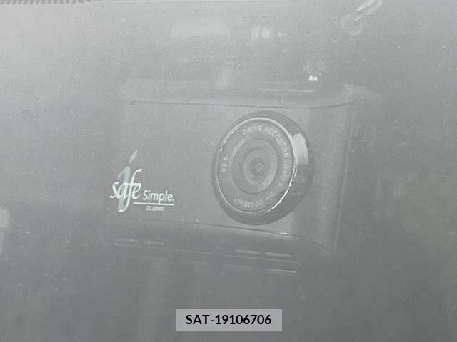 Toyota VOXY 2018-03 288882-7