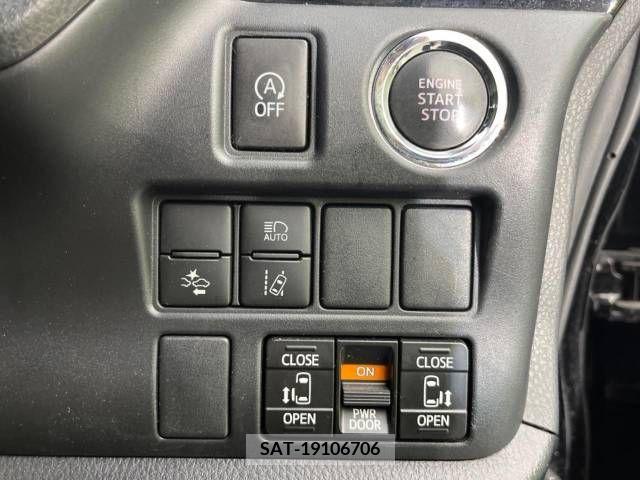 Toyota VOXY 2018-03 288882-4