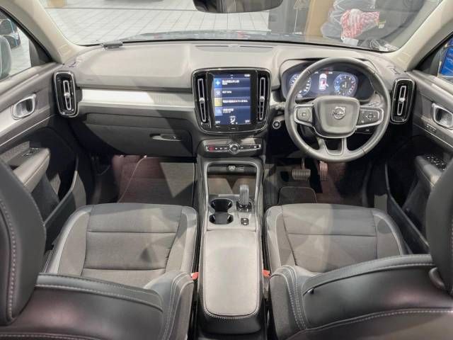 Volvo XC40 2018-11 15959-1