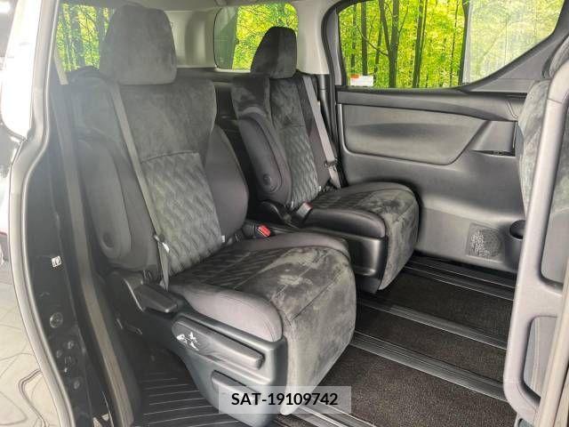 Toyota ALPHARD 2022-06 380322-9