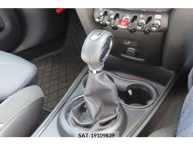 Bmw MINI 2019-08 382337-10