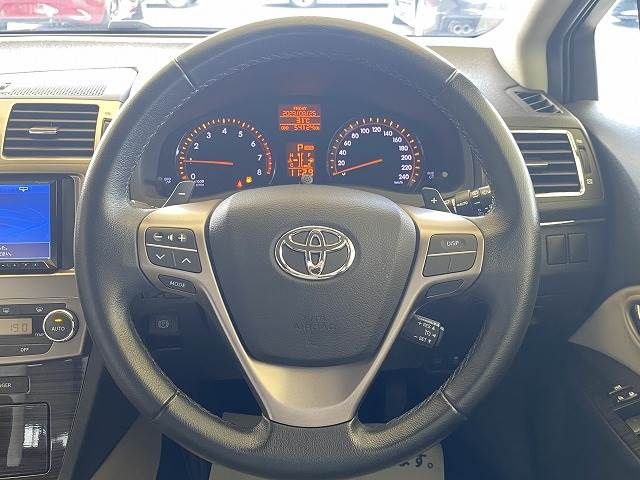 Toyota AVENSIS 2013-03 17813-13