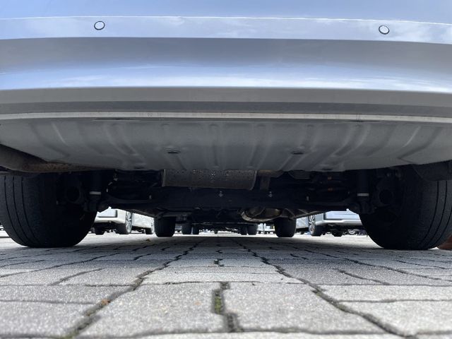 Nissan SERENA 2018-07 24077-28