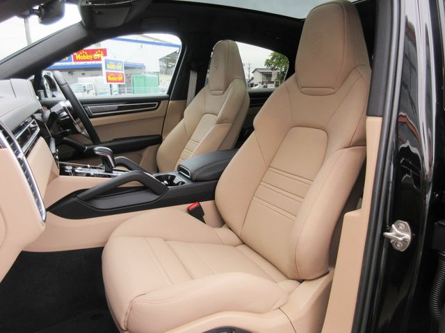 Porsche CAYENNE 2023-04 183120-15