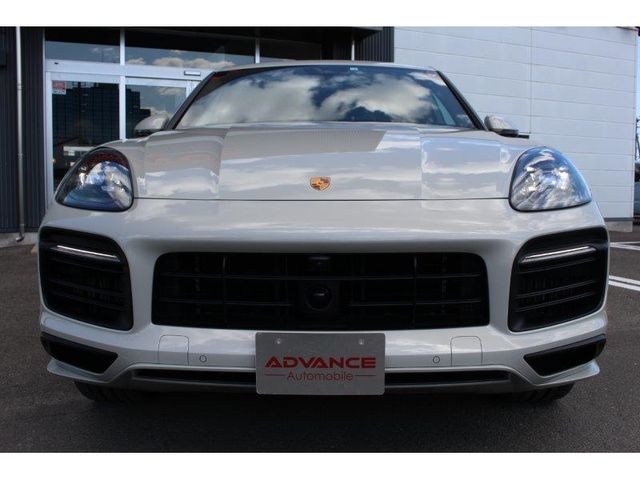 Porsche CAYENNE 2022-03 3493-9