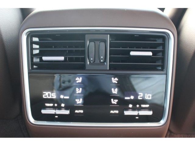 Porsche CAYENNE 2022-03 3493-24