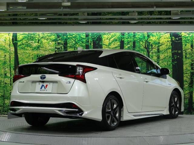 Toyota PRIUS 2020-02 182080-18
