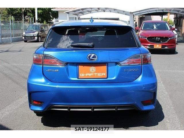 Lexus CT 2017-03 275239-7