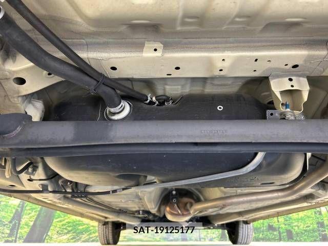 Suzuki SPACIA 2018-02 312319-19