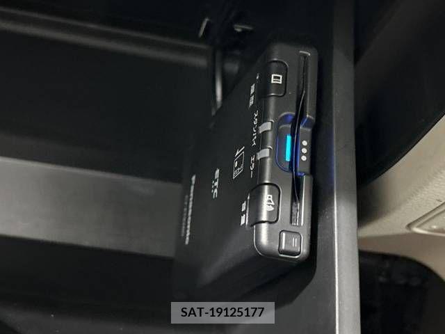 Suzuki SPACIA 2018-02 312319-5