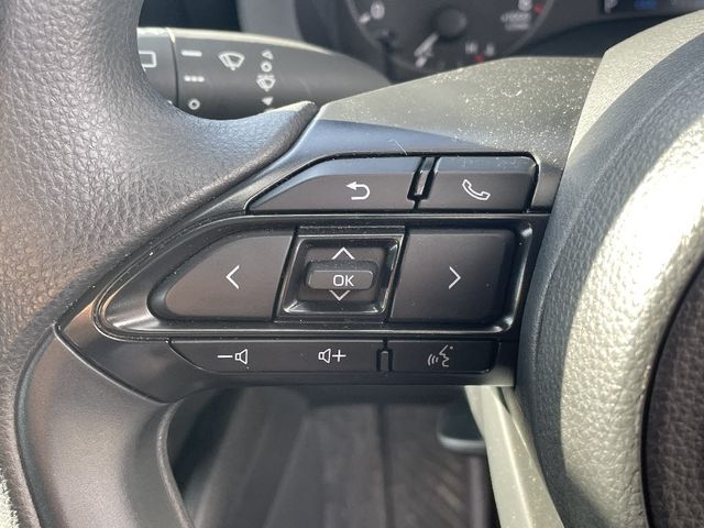 Toyota YARIS 2022-11 28156-14