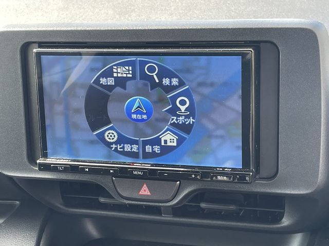 Toyota YARIS 2022-11 28156-10