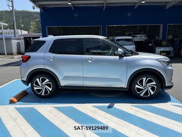 Toyota RAIZE 2020-08 283275-3