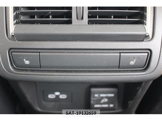 Mazda CX-60 2023-04 358778-6