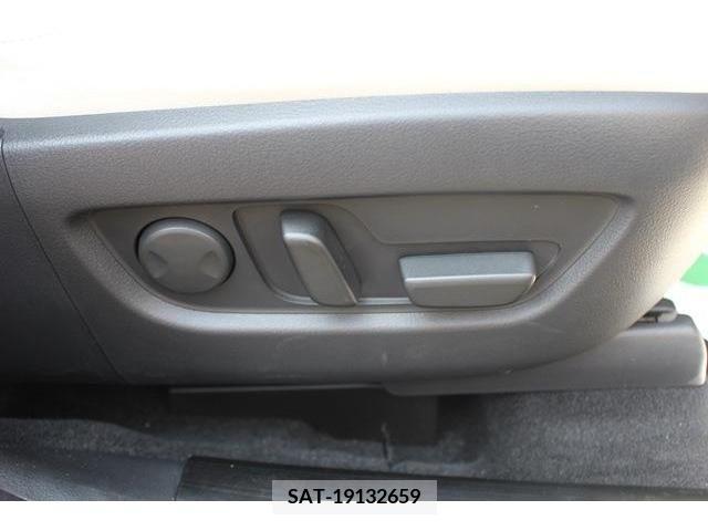 Mazda CX-60 2023-04 358778-5