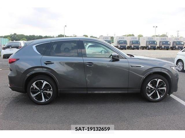 Mazda CX-60 2023-04 358778-11