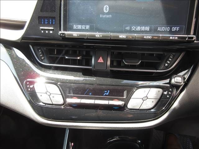 Toyota C-HR 2017-06 5609-17