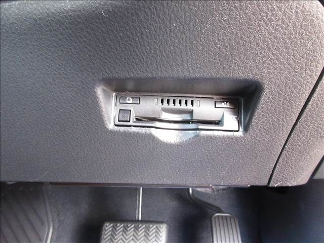 Toyota C-HR 2017-06 5609-20