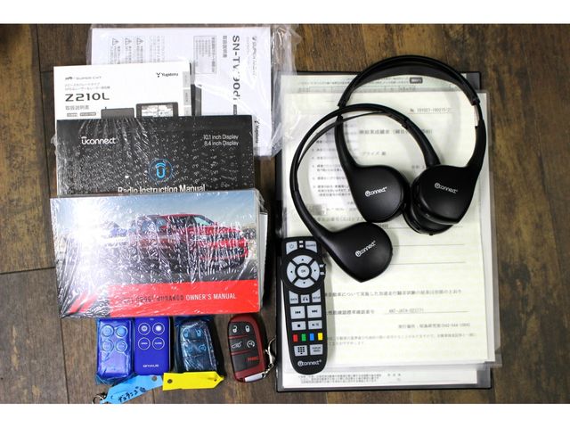 Dodge DURANGO 2022-01 191832-29