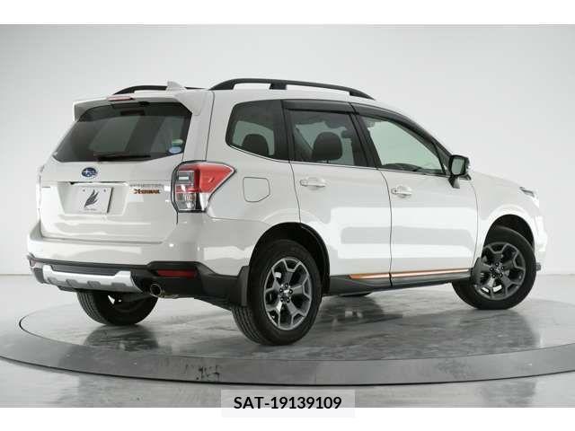 Subaru FORESTER 2017-05 211385-1