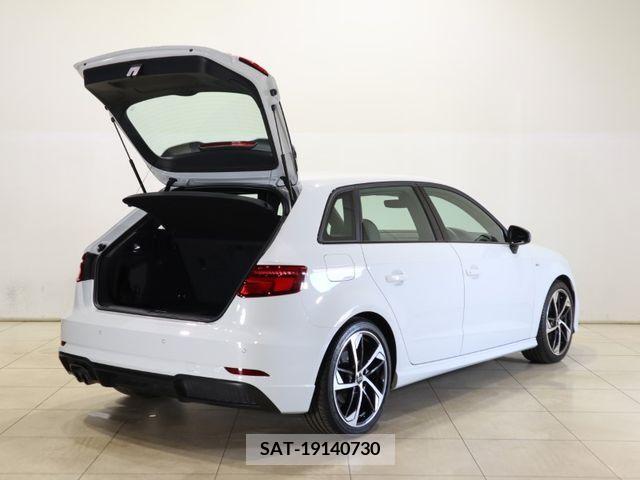 Audi A3 2019-09 239526-8