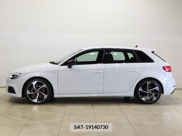 Audi A3 2019-09 239526-4