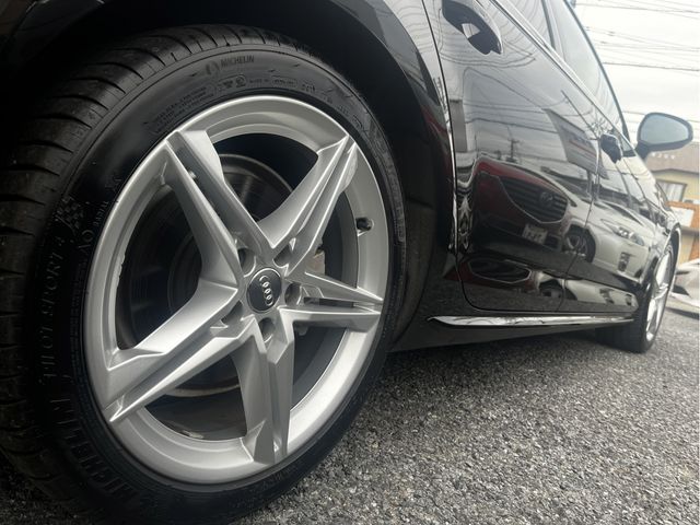 Audi A4 2018-09 3476-3