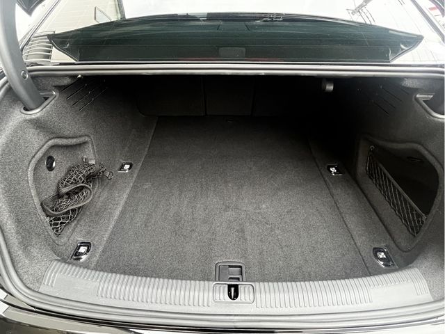 Audi A4 2018-09 3476-9