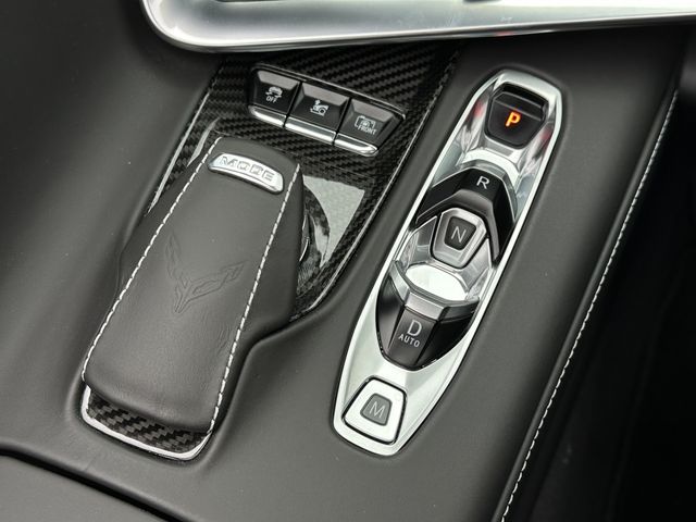 Chevrolet CORVETTE 2021-09 24358-5