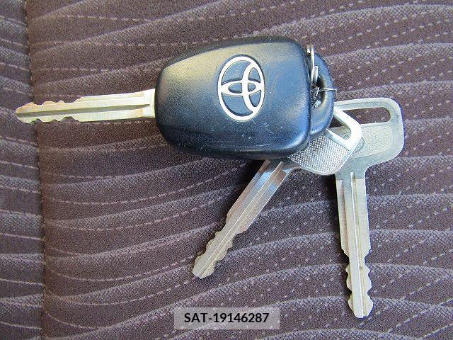 Toyota AQUA 2014-01 291986-11