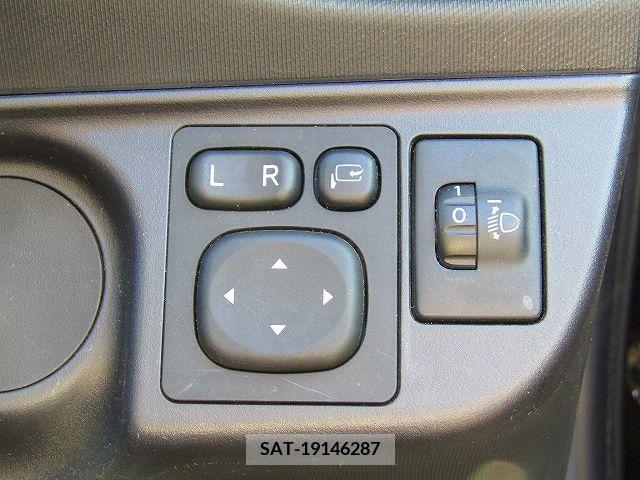 Toyota AQUA 2014-01 291986-15